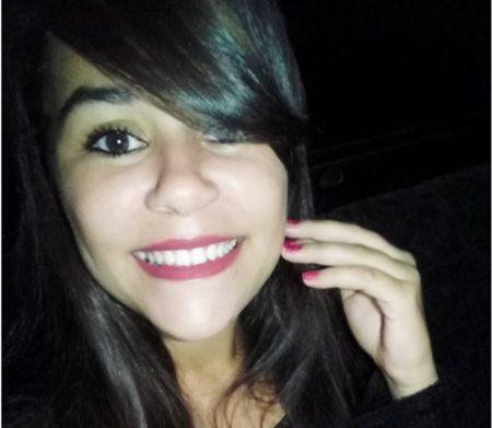 Agressor esteve indiferente aos gritos desesperados da jovem enquanto a esfaqueava (Crédito: Reprodução/Facebook)